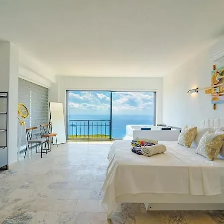 Lorin Villa *