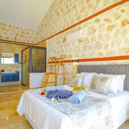 Lorin * Kaş